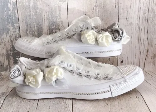 Poroka v All Starkah